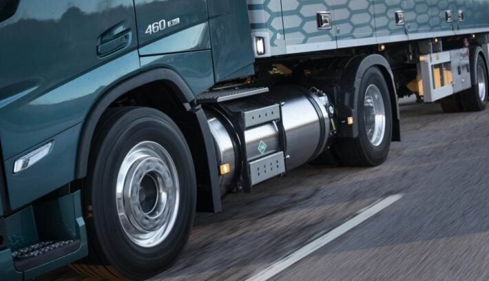 volvo fh aero a gnl 500 camiones y hasta 1200x740 1