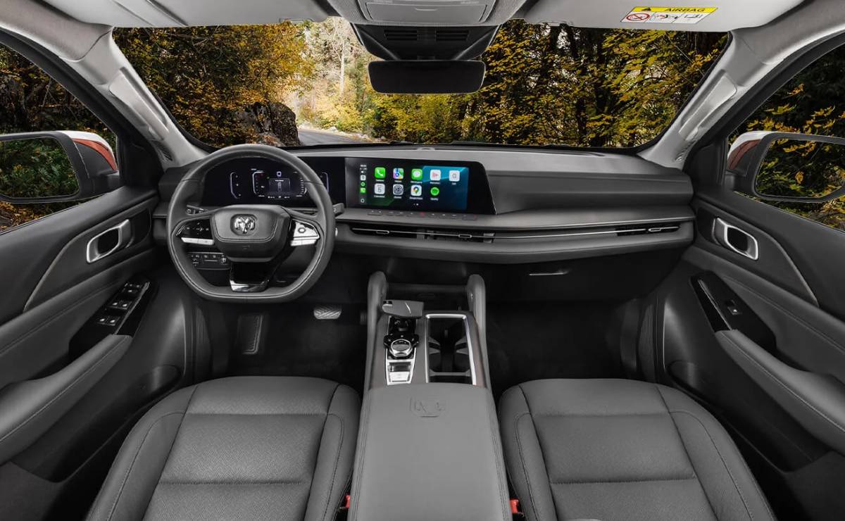 Interior RAM Dakota
