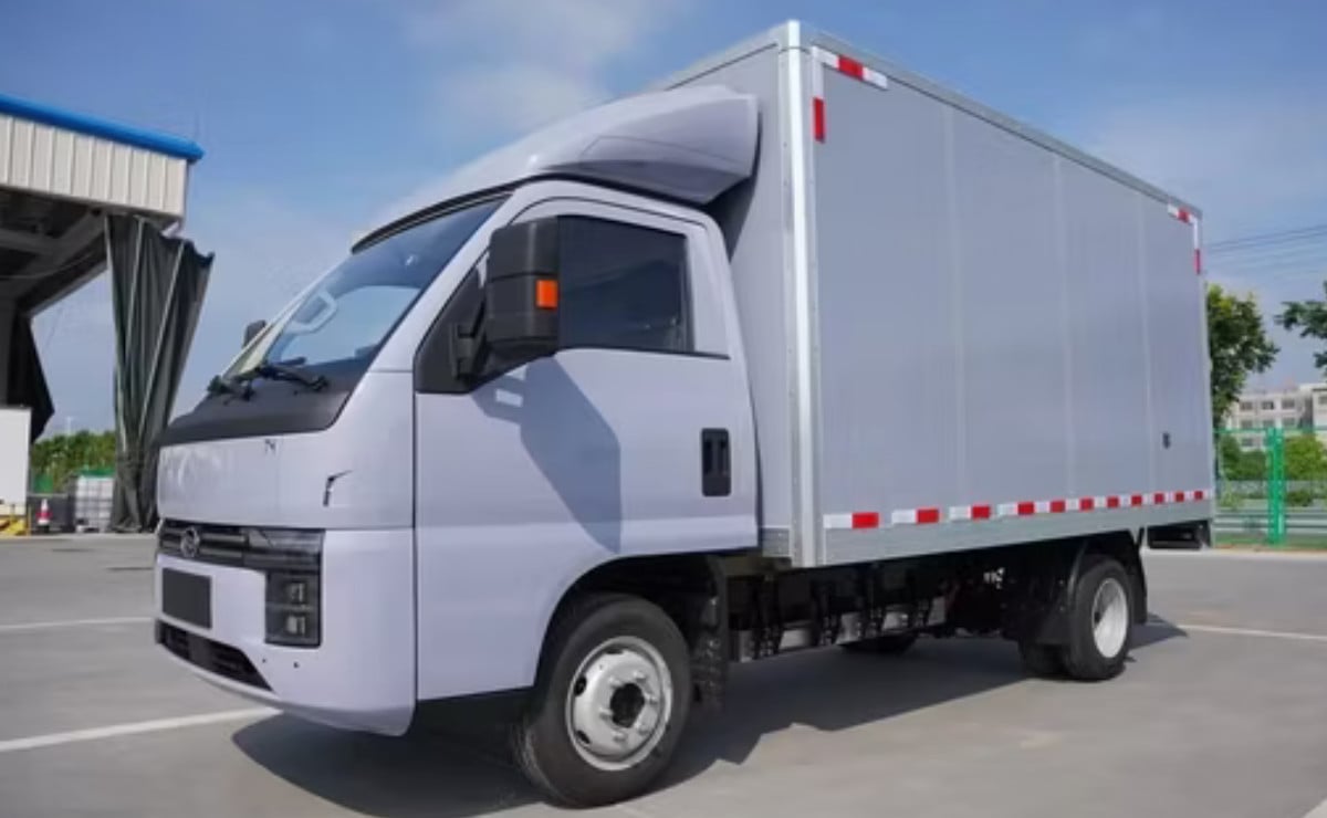 BYD lanzó el T4 eléctrico con batería de 91 kWh y más de 330 km de autonomía: carga del 30% al 80% en solo 18 minutos 4 byd lanz el t4 el ctrico con bater a de 1 1