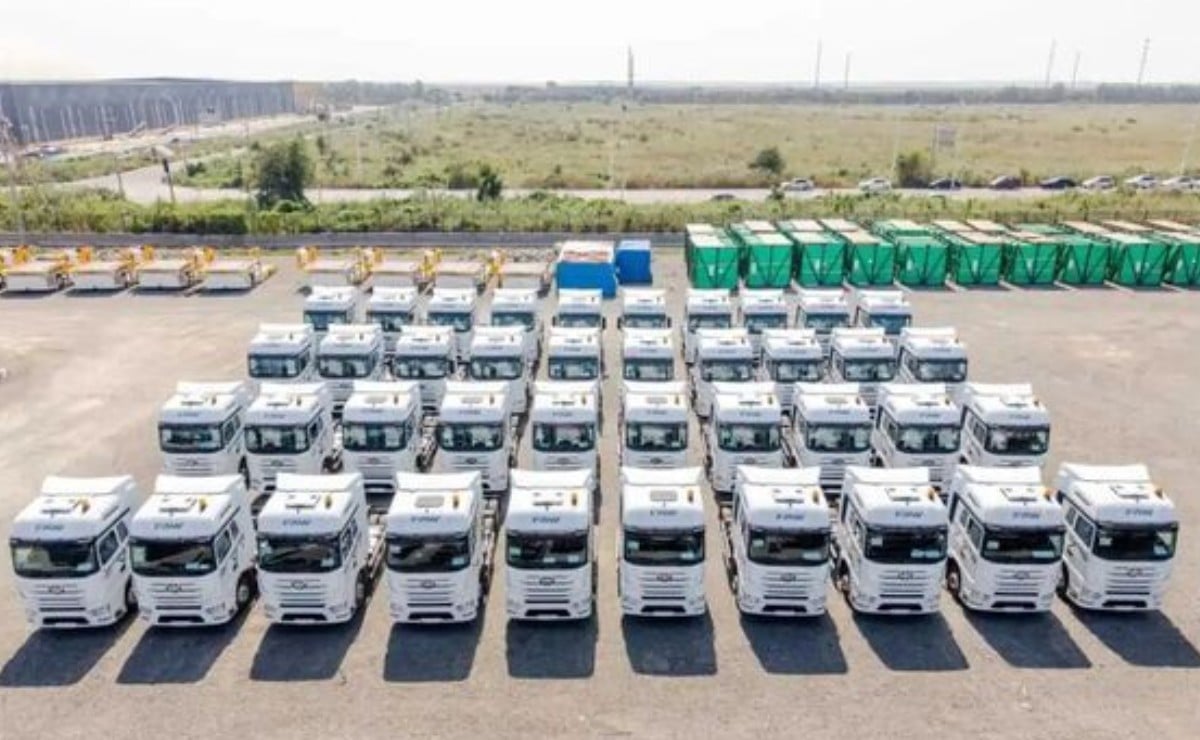 FAW mete 210 camiones de una sola vez en el desierto donde mandan Volvo y Toyota 1 FAW mete 210 camiones de una sola vez en el desierto donde mandan Volvo y Toyota