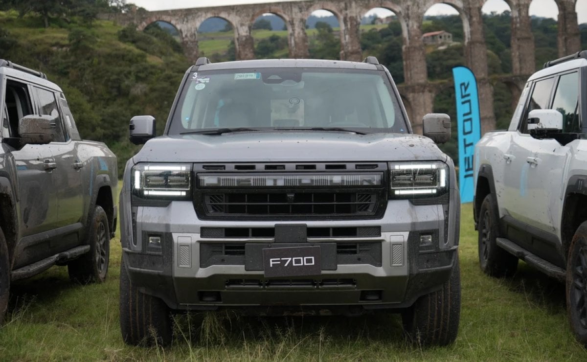 La nueva pick up que llega con 4 motores, 904 CV, 7 modos y más para competir contra Toyota Hilux 2 jetour f7003