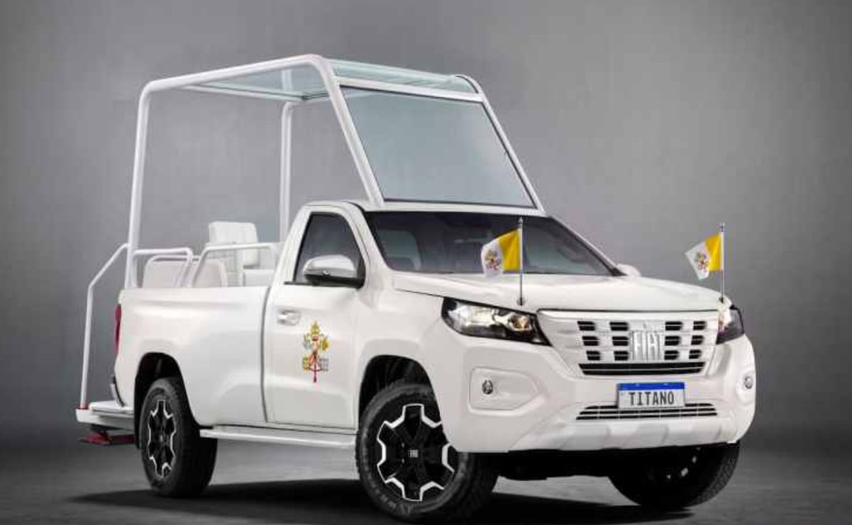La Fiat Titano que llevará al Papa León XIV: laterales abiertos, asiento giratorio y escalera eléctrica 2 la fiat titano que llevar al papa le n