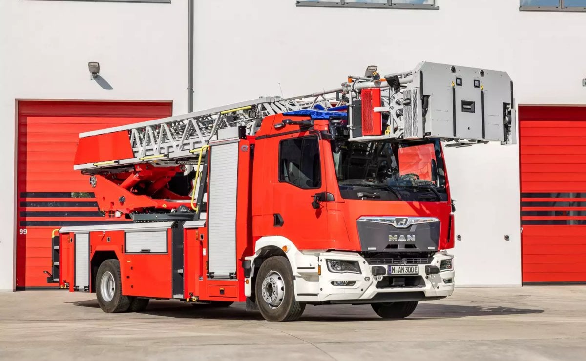 Los camiones de bomberos de MAN: tracción total, cabinas especiales y opción eléctrica 2 man camion de bombero2