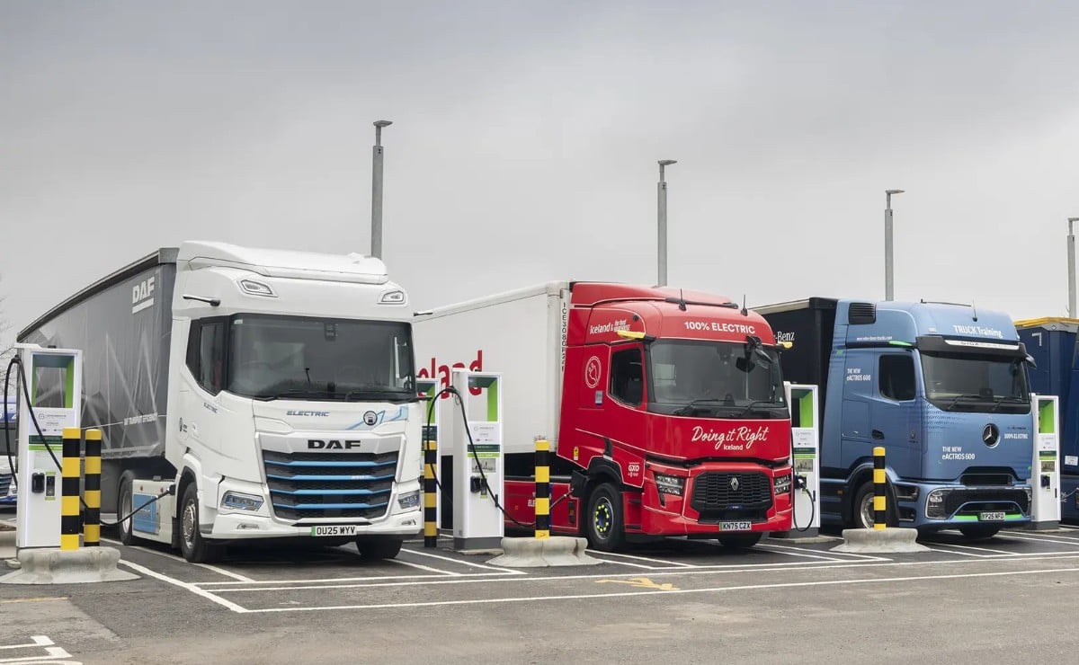 ¿Puede un camión eléctrico reemplazar a un diésel? La respuesta está en los km: rinde la mitad 1 Los camiones eléctricos rinden la mitad de kilómetros que un diésel: 500 km de autonomía q