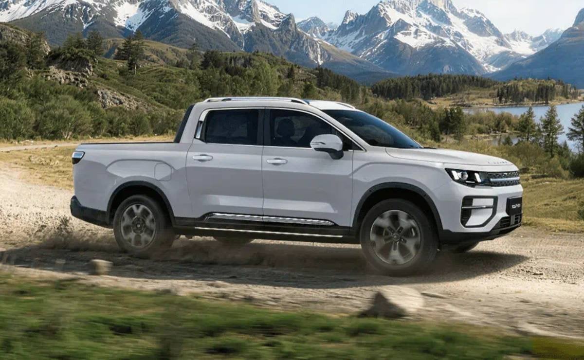 La nueva pick up híbrida con 349 CV, 914 Nm y 7 modos de conducción: cuesta menos de 38000 dólares 1 Riddara R6, la nueva pick up
