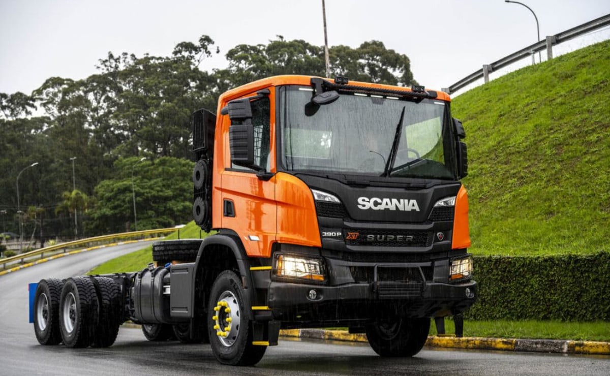 Scania suma a su gama Super un motor 11 litros de 390 y 430 CV con caja de 14 marchas 4 scania suma a su gama super un motor 11 1 2