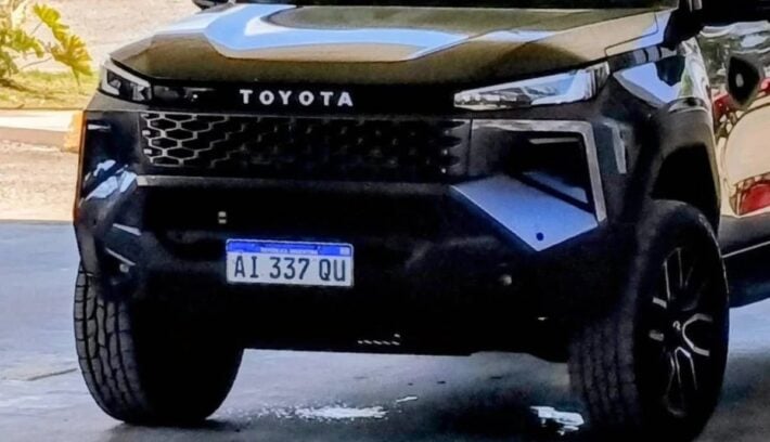 Toyota Hilux 2027 sin camuflaje
